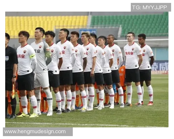 赛后分析:北京足球队与广州足球队技术对决的深度剖析与启示 赛后分析:北京足球队与广州足球队技术对决的深度剖析与启示