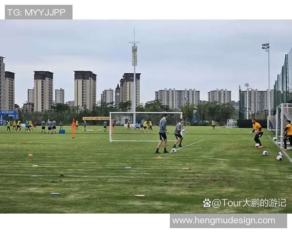 赛后分析:西安足球队与武汉足球队的战术对决与表现评估 赛后分析:西安足球队与武汉足球队的战术对决与表现评估