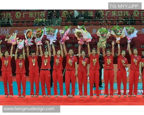 赛后复盘杭州足球队与广州足球队的团队协作表现与战术分析