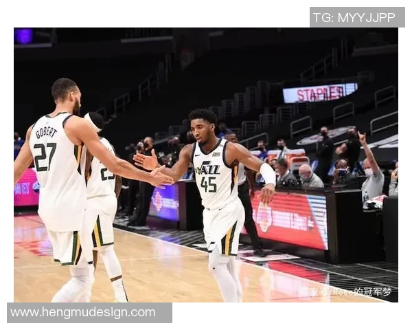 杭州足球队的默契配合与战术解析：助力球队崛起的关键因素探讨