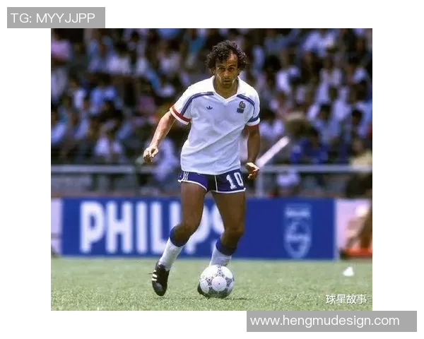 足球明星扑克朝胡的传奇故事与竞技精神的完美结合