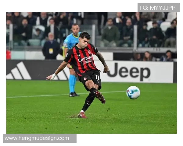 足球明星摆件米兰风采尽显精美图片展示足球魅力与艺术结合