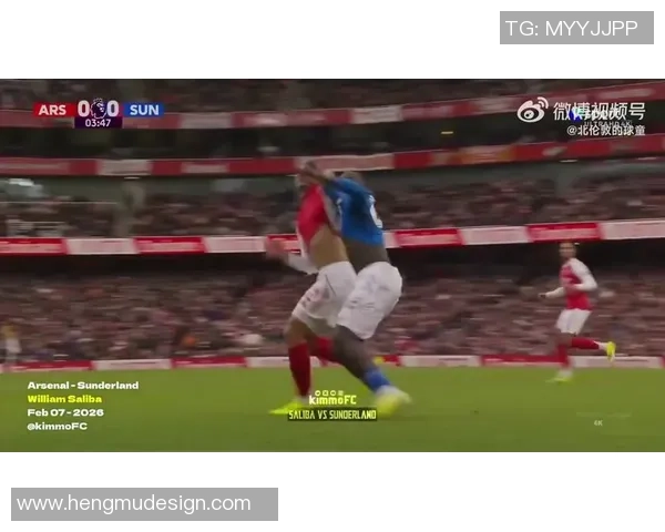 足球明星独特捏脚姿势揭秘助力他们在赛场上的表现与魅力