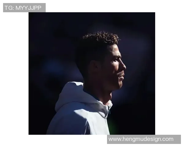 足球明星经典头像男士风采展现与魅力解析 足球明星经典头像男士风采展现与魅力解析