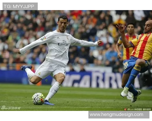 足球明星精彩瞬间合拍视频全集分享让你领略球场魅力与友谊的完美结合